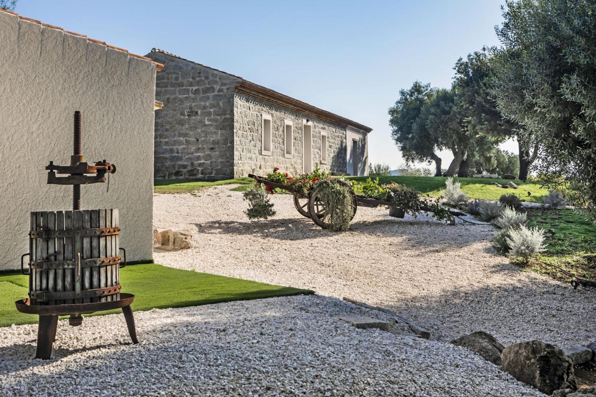 Uddastri Retreat Arzachena Exterior foto